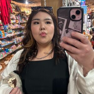 Meet your Posher, Katelinne